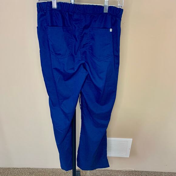 Blue Grey's Anatomy Scrubs - Picture 4 of 8